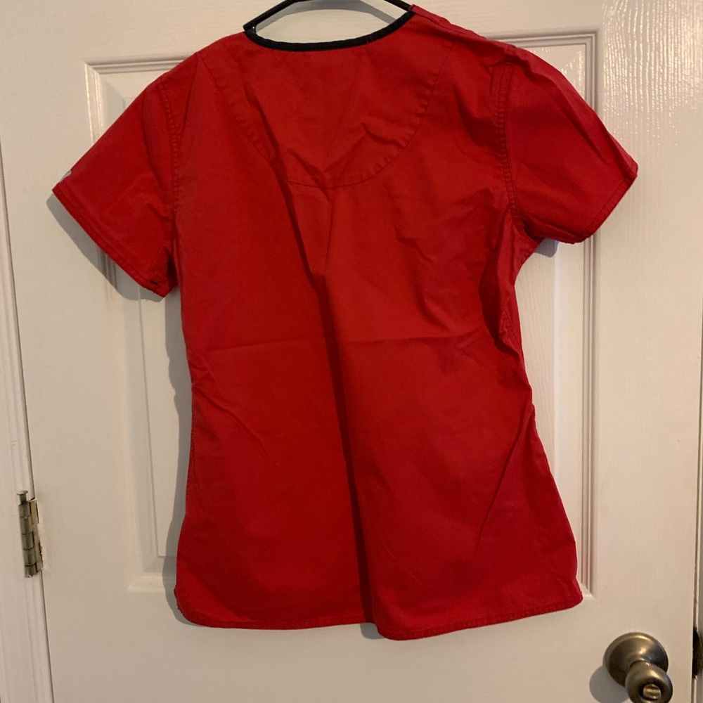 Scrub top - Picture 2 of 2